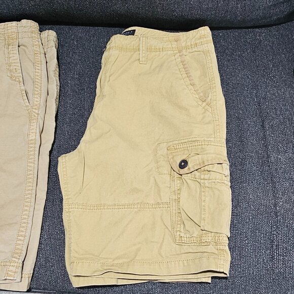 Men's khaki shorts - Aeropostale & Buckle - 34 Waist - Picture 2 of 11